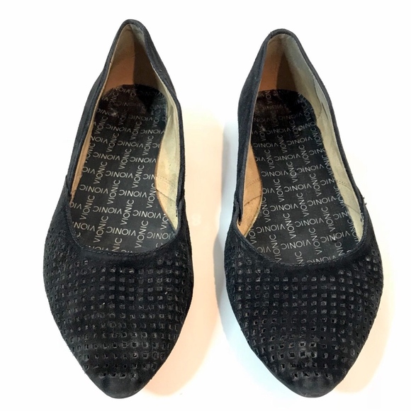 vionic suede flats